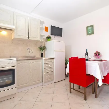Apartment Fuer 2 Personen Ca 30 Qm In Pula, Istrien Istrische Riviera Pula
