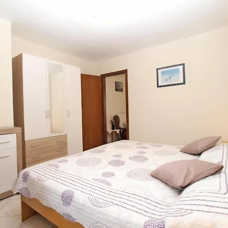 Apartment Fuer 2 Personen Ca 30 Qm In Pula, Istrien Istrische Riviera Pula