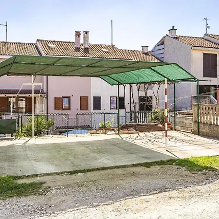Fuer 2 Personen Ca 30 Qm In Pula, Istrien Istrische Riviera *