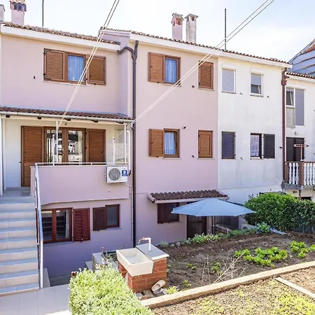 Fuer 2 Personen Ca 30 Qm In Pula, Istrien Istrische Riviera Apartment *