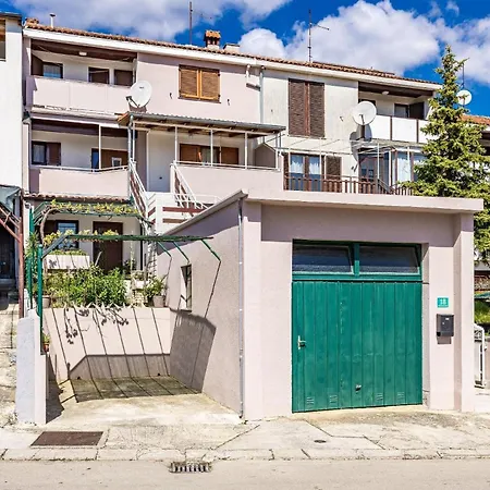 Apartment Fuer 2 Personen Ca 30 Qm In Pula, Istrien Istrische Riviera *